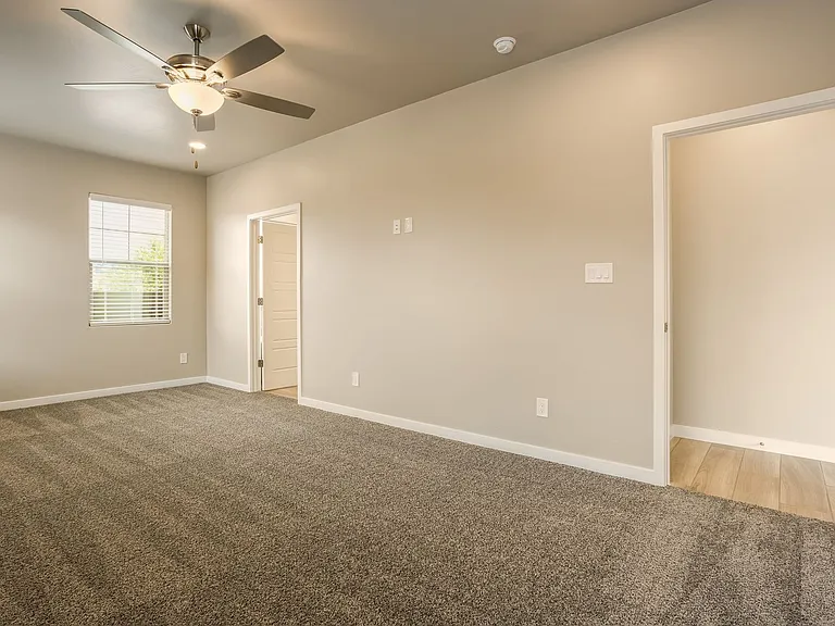 7701 Majesty Ct NW — Photo 6