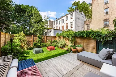 Rented by Nest Seekers International