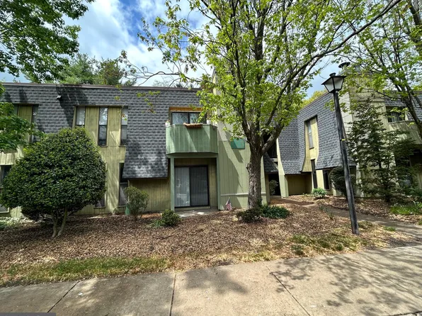 25 S Church Rd Unit 157, Maple Shade, NJ 08052