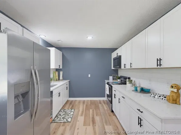 6612 Amanda Cir, Fayetteville, NC 28304