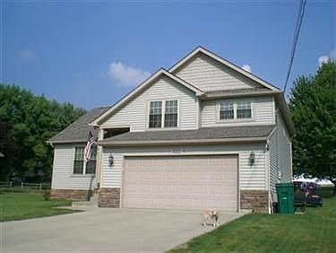 3rd image of 8515 Van Dr
