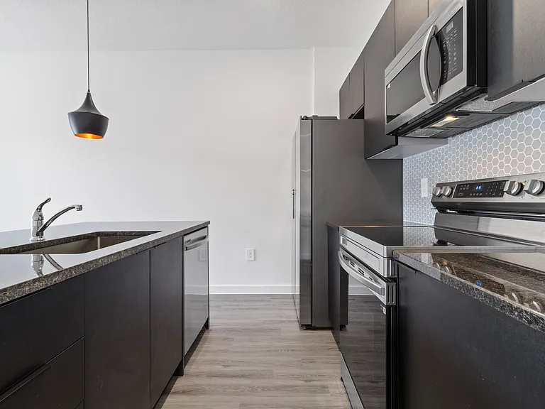 3250 Energy Dr — Photo 6