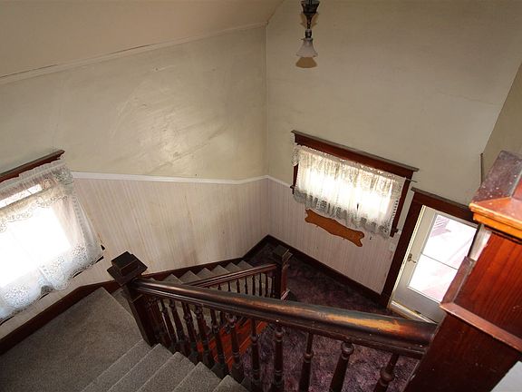 3rd image of 603 Hancock St