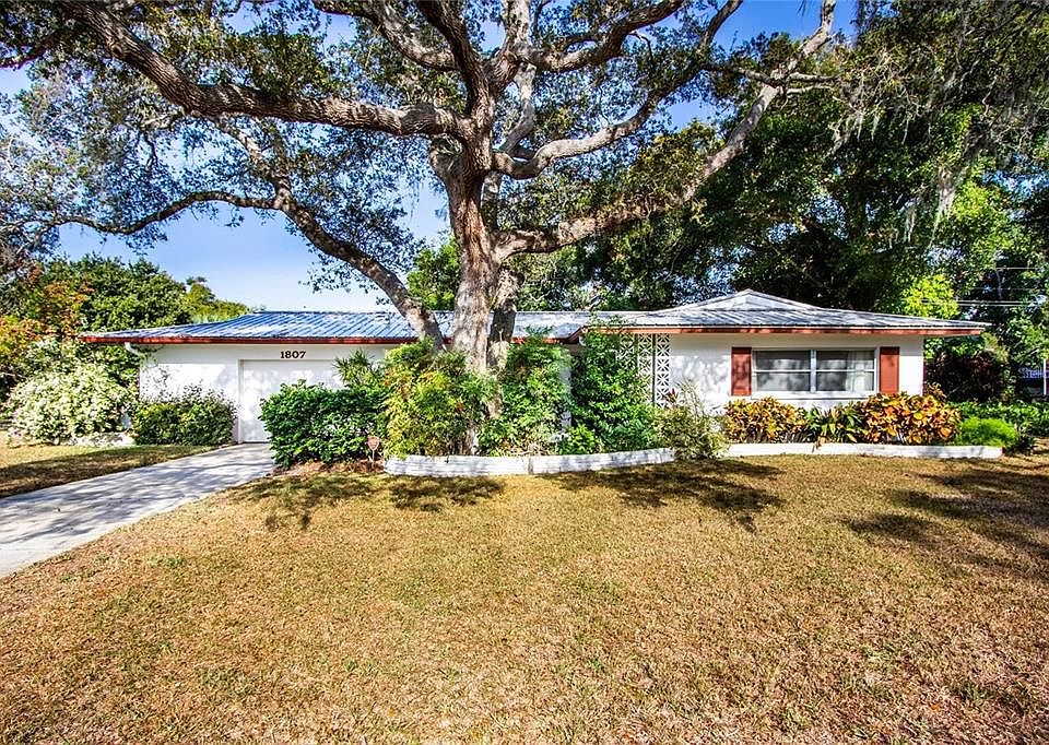 1st image of 1807 Coquina Dr