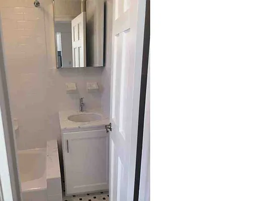 Rented by Mall Properties, Inc. | media 4