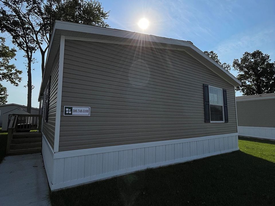 1st image of 5407 Aloha Ln #611