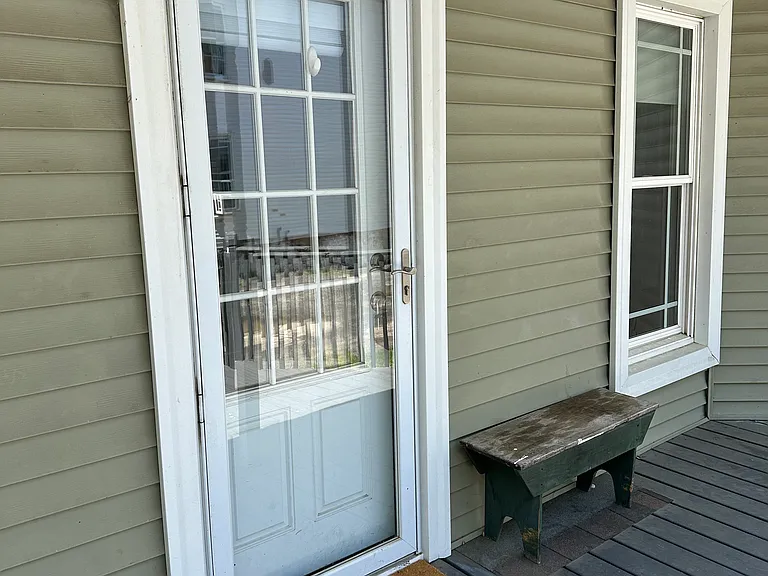28 King St #1 — Photo 15