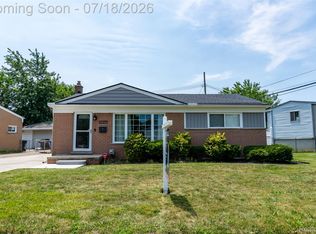 32017 Bertram Dr, Westland, MI 48185