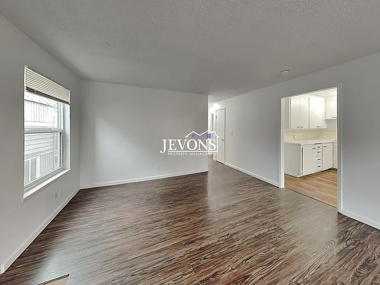 8330 Wabash Ave S #8330 — Photo 12