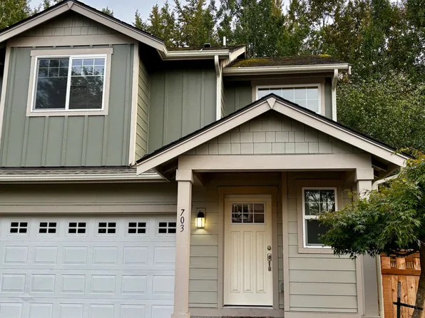 703 Kodiak Ln, Bellingham, WA 98226