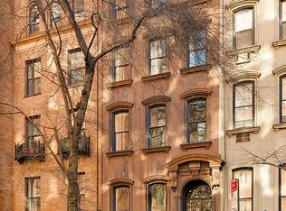 118 E 37th St #Townhouse, New York, NY