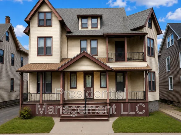66 Holmes Ave, Waterbury, CT