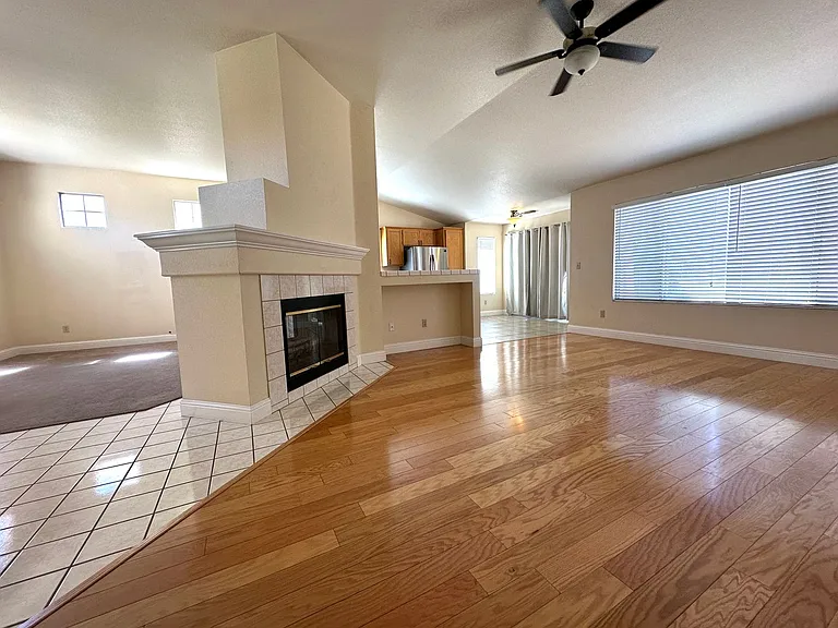 366 Vasche Ave — Photo 2