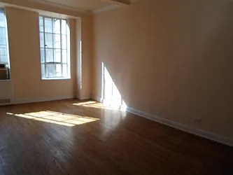 Sold by Manhattan Network Inc.