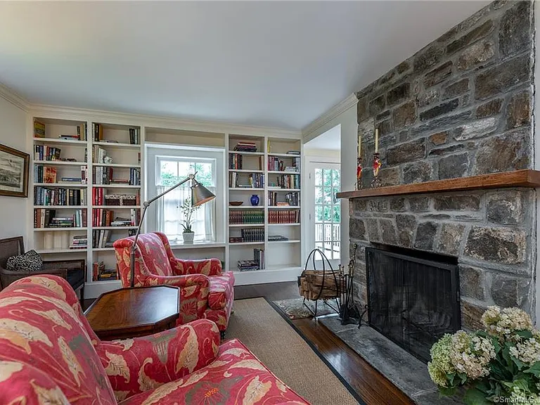 37 Turner Rd — Photo 6