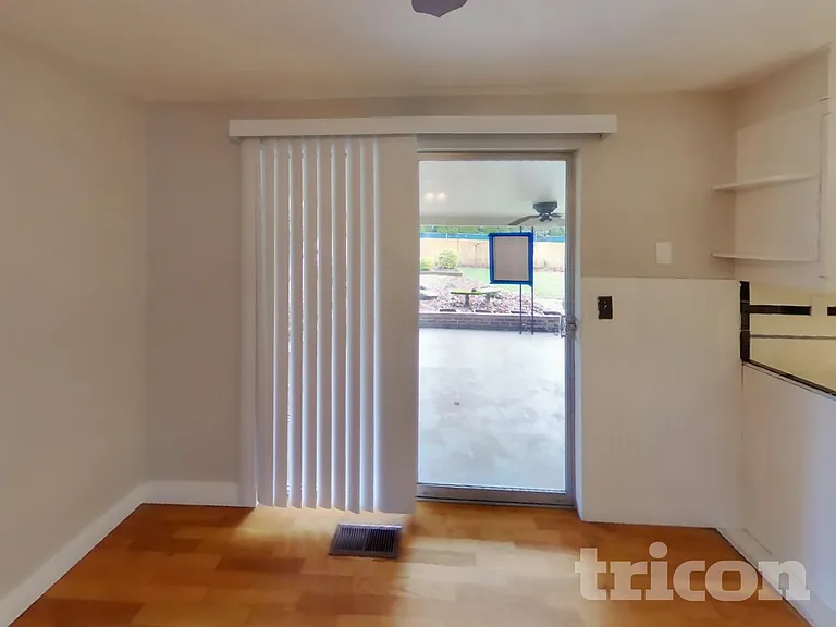 9023 Gayle Ave S — Photo 6