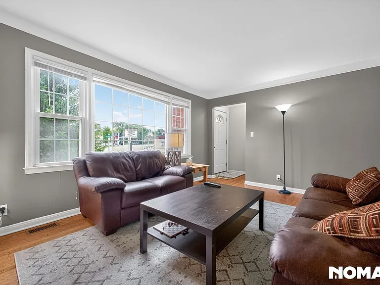 1723 Edgewood Dr — Photo 20