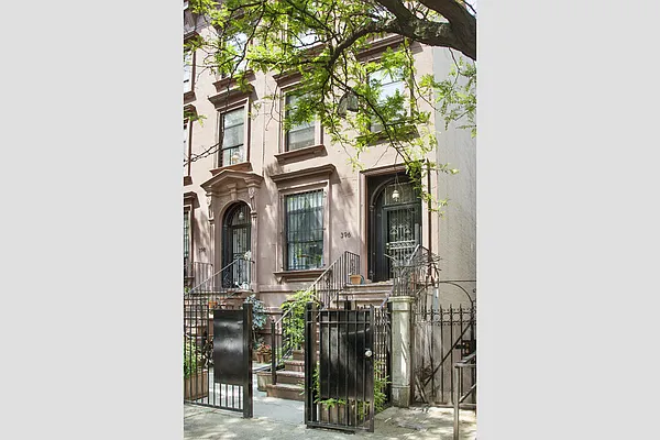 Sold by Stribling | media 16