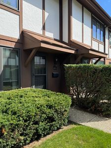 1803 Henley St #B, Glenview, IL, 60025