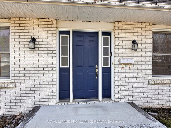 3rd image of 1539 Cherryhill Rd