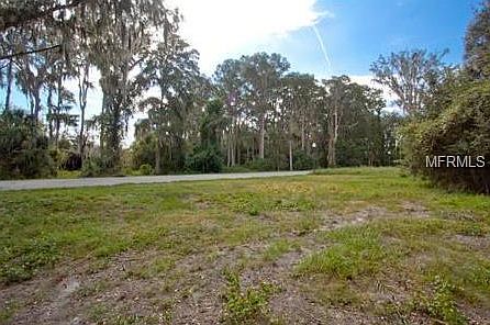 5th image of 1560 Canopy Oaks Ct