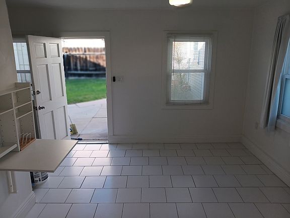 Living/Bedroom