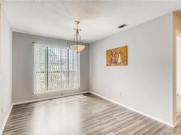 847 Arbor Hill Dr, Stone Mountain, GA 30088