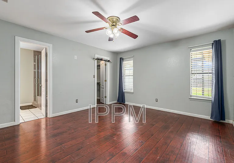 5233 Clearview Dr — Photo 11
