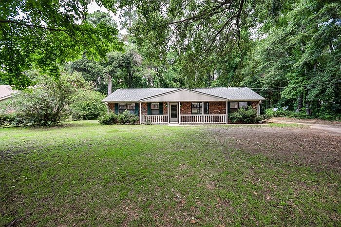 2nd image of 253 Stoney Pointe Dr