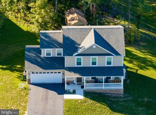 777 Basin Dr, Inwood, WV 25428