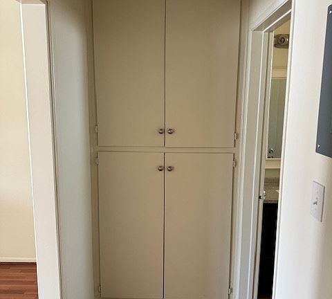 5th image of 821 Mariposa St #7