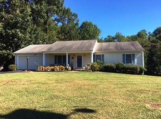 303 Shady Oak Dr, Madison Heights, VA 24572