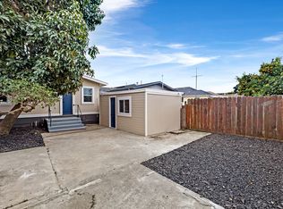 945 Blenheim St #A, Oakland, CA 94603