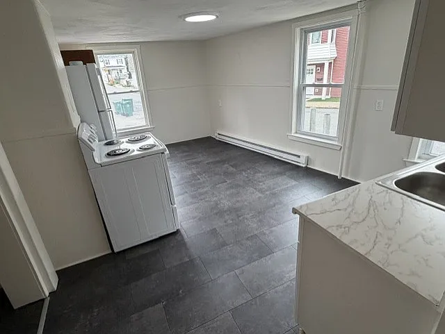2 bed, $1,700 — Photo 2