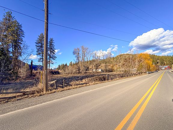 3rd image of 32X Aladdin Rd