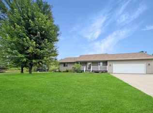 16193 20th St, Clear Lake, MN 55319