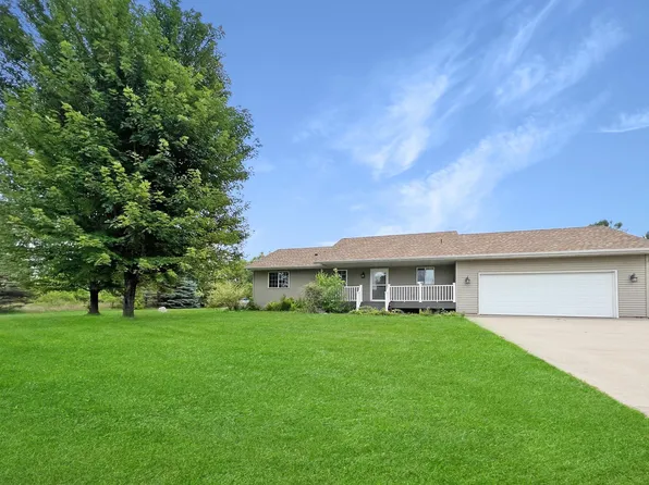 16193 20th St, Clear Lake, MN 55319