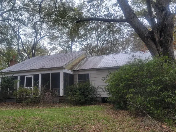 2945 Tom Cain Rd, Utica, MS 39175