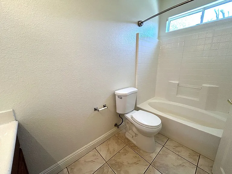 8877 Tomnitz Ave — Photo 15