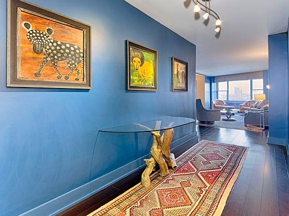 4th image of 55 E End Ave APT 8D