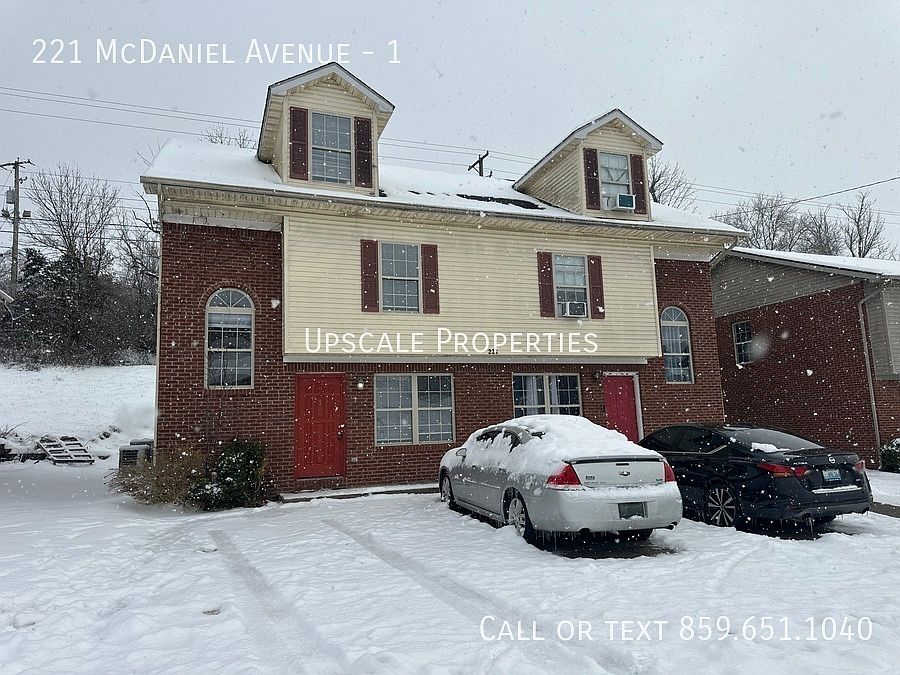 1st image of 221 McDaniel Ave #1