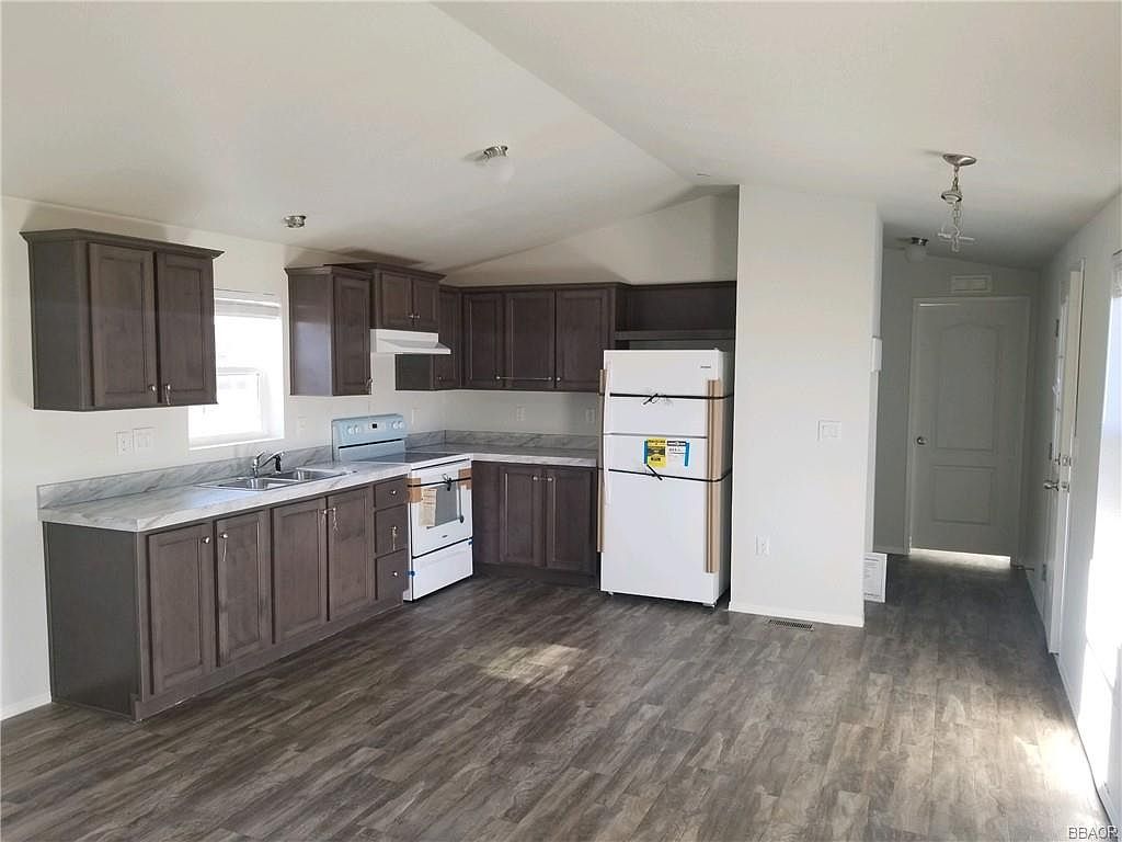 1940 Golden Rod Ave, Big Bear City, CA 92314 MLS 32302432 Zillow