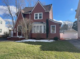 175 Irvington Rd, Rochester, NY 14620