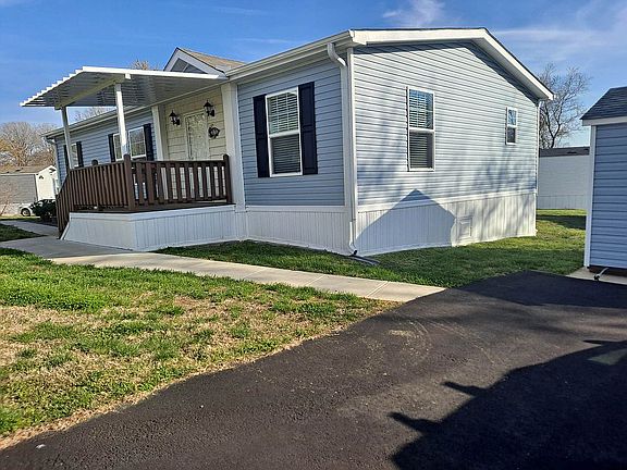 2nd image of 171 Redwood Ln