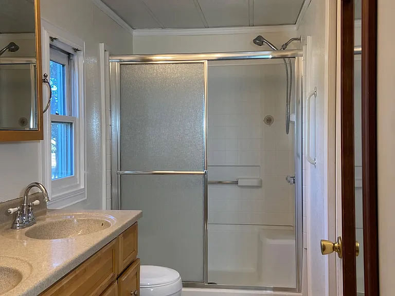 23443 Hamilton Ave — Photo 13