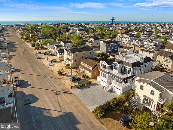 3rd image of 268 N 12th St
