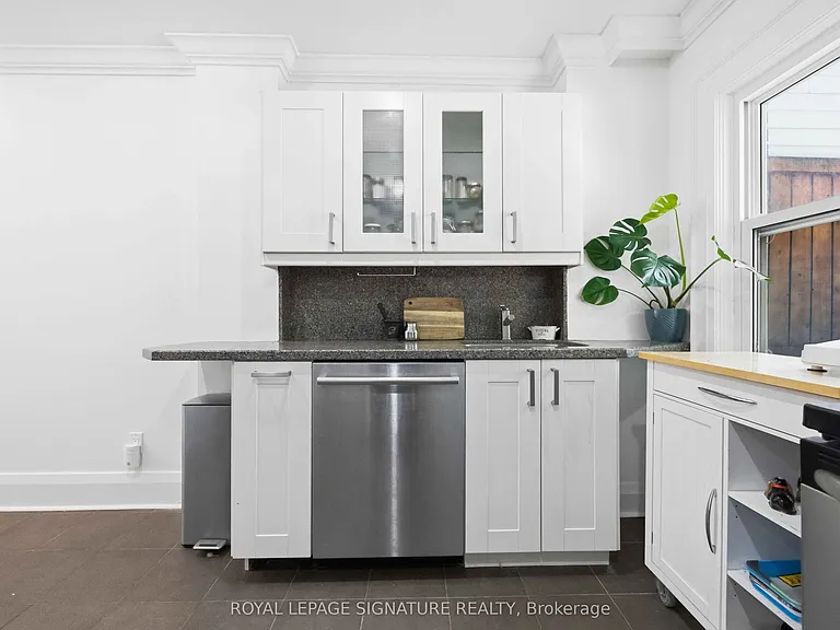 150 Elmer Ave — Photo 15