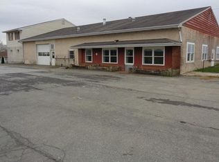 5465 White Oak Rd, Paradise, PA 17562