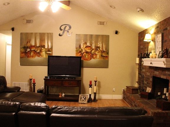 Livingroom - view 2