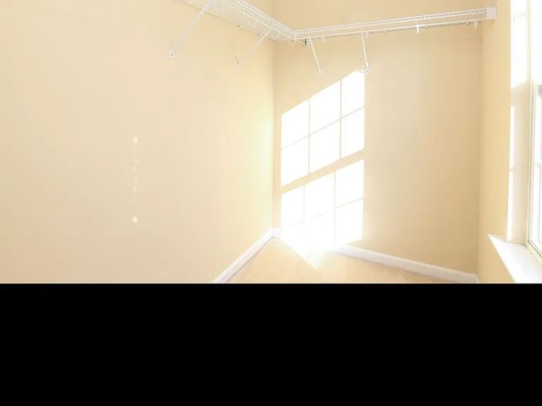 8843 Thornton Town Pl — Photo 5